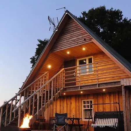 Kaugel Kuelas Meerapalu