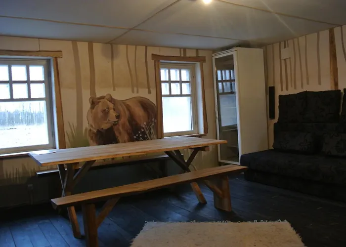 Kaugel Kuelas بيت للعطل